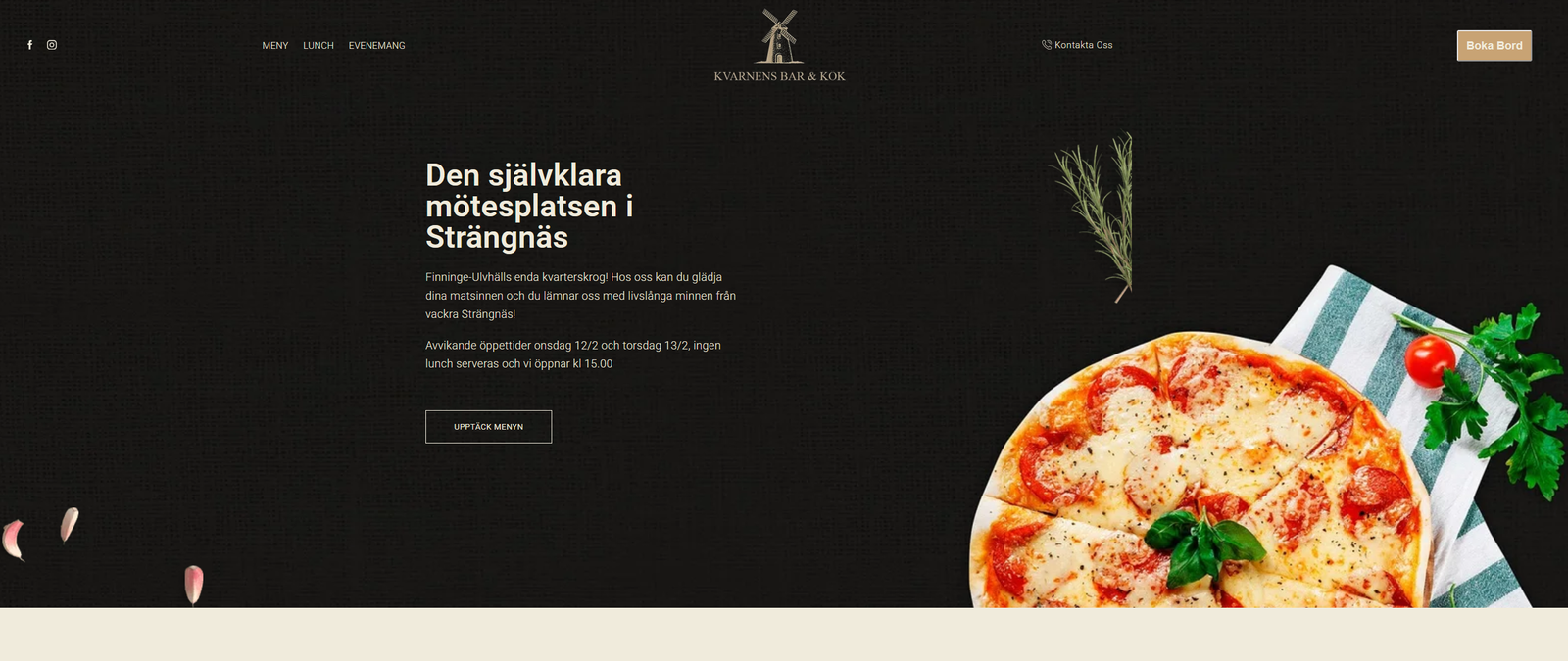 Kvarnens Bar & K&ouml;k hemsidan med fokus p&aring; en mysig atmosf&auml;r och en aptitretande pizza, som framh&auml;ver deras unika matupplevelse och anv&auml;ndarv&auml;nlig bokning.